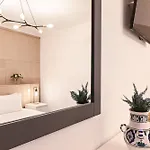 Charming Garden By Sé Appartement *