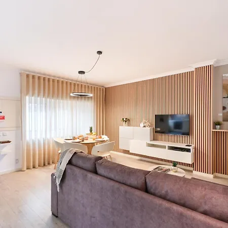 شقة Charming Garden By Se *